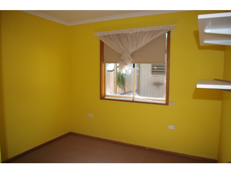 17 Hermit Street, Roxby Downs SA 5725