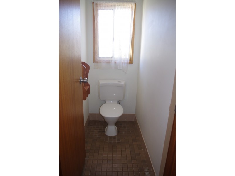 17 Hermit Street, Roxby Downs SA 5725