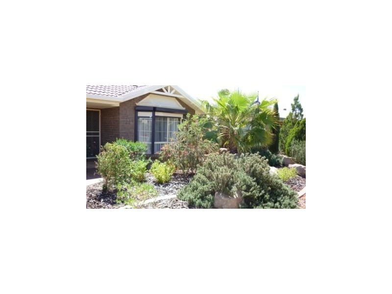 15  MAIREANA CIRCUIT, Roxby Downs SA 5725