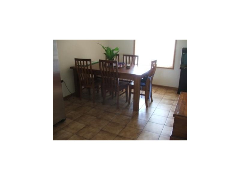 28 Mulgaria Street, Roxby Downs SA 5725