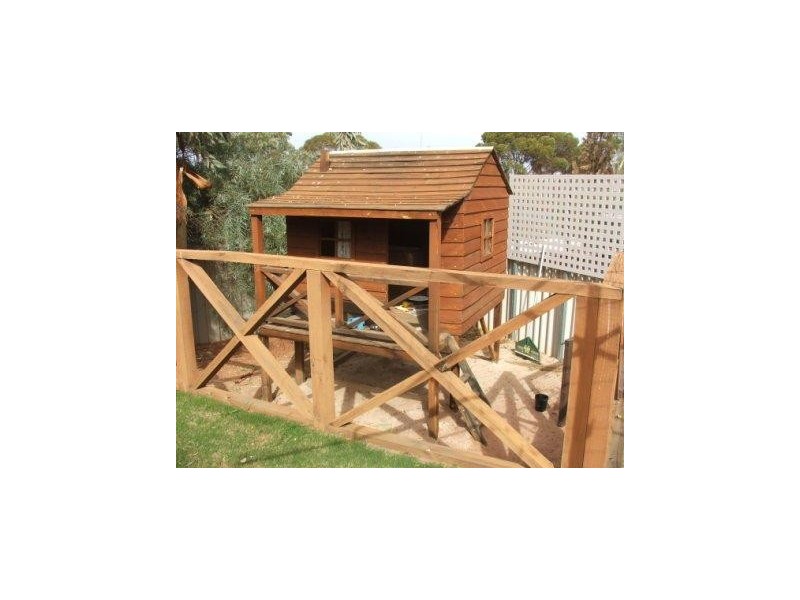 28 Mulgaria Street, Roxby Downs SA 5725