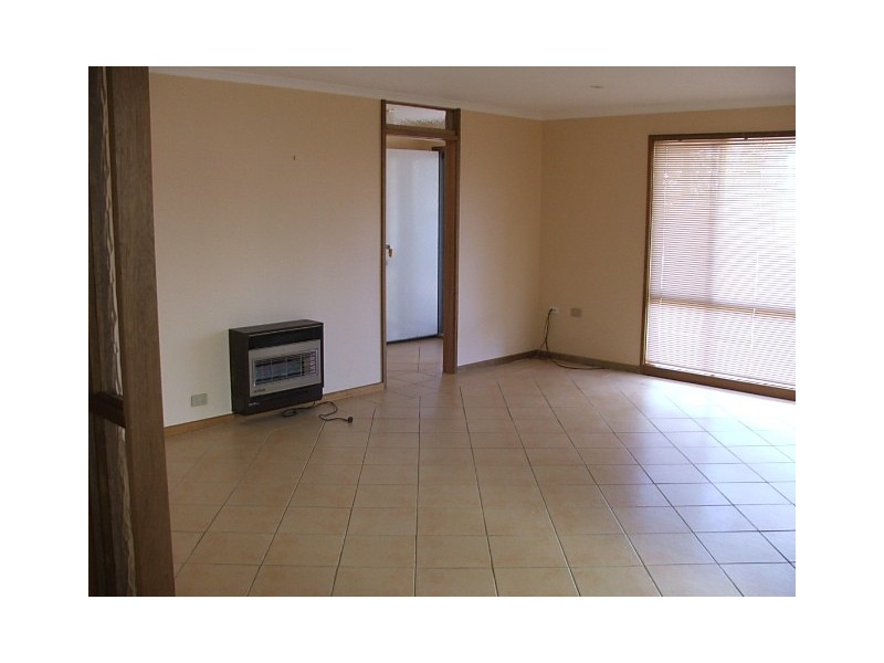 47 HERMIT STREET, Roxby Downs SA 5725