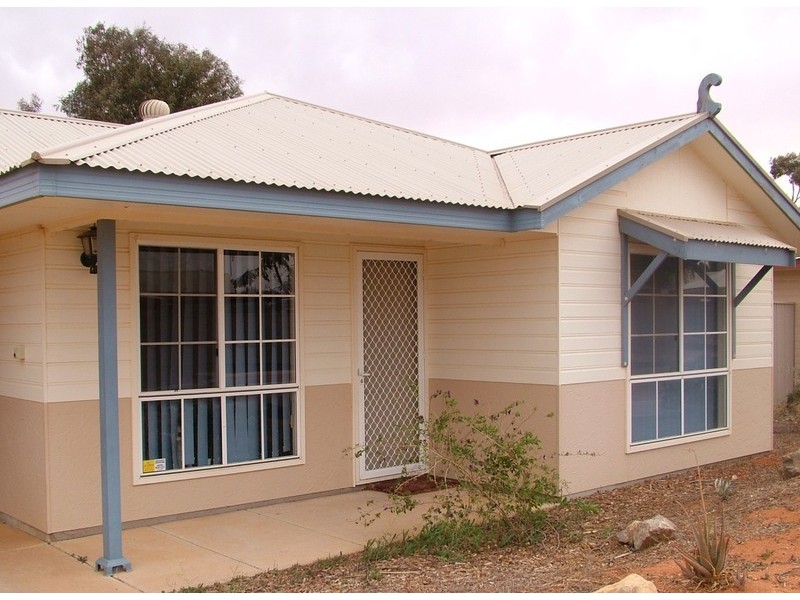 6/11 PINE CRESCENT, Roxby Downs SA 5725