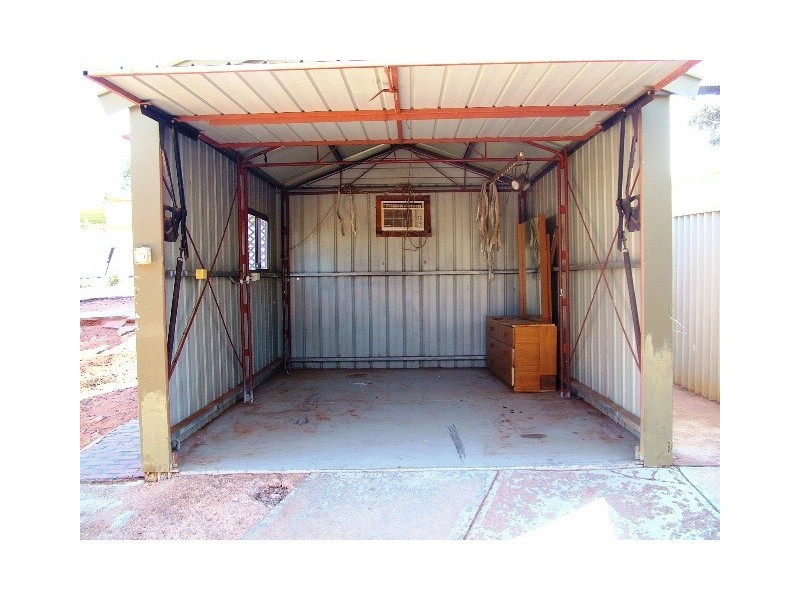 23 Pioneer Drive Roxby Downs, Roxby Downs SA 5725