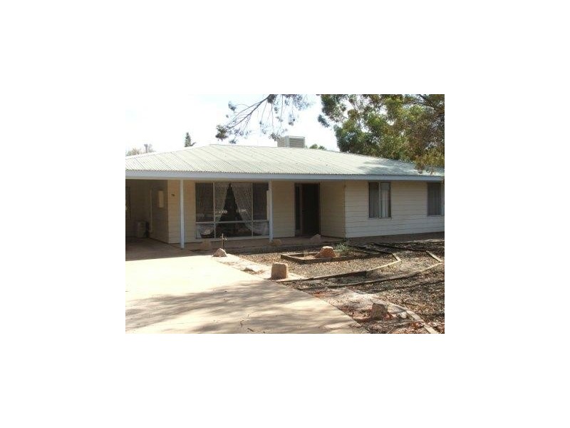 15 Mirra Street, Roxby Downs SA 5725