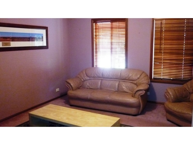 23 MAIREANA CIRCUIT, Roxby Downs SA 5725