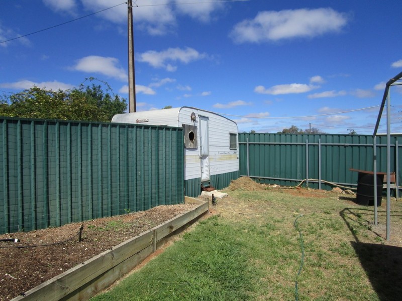 113 D-Channel Road, Waikerie SA 5330