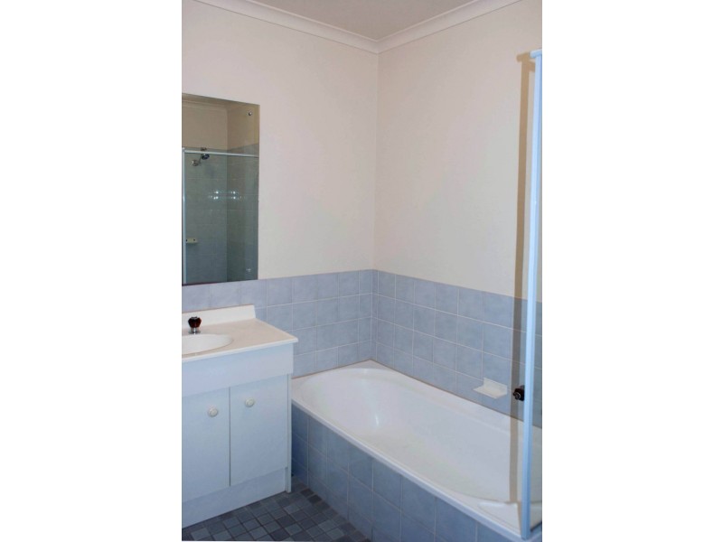 8-6 Phibbs Court, Roxby Downs SA 5725