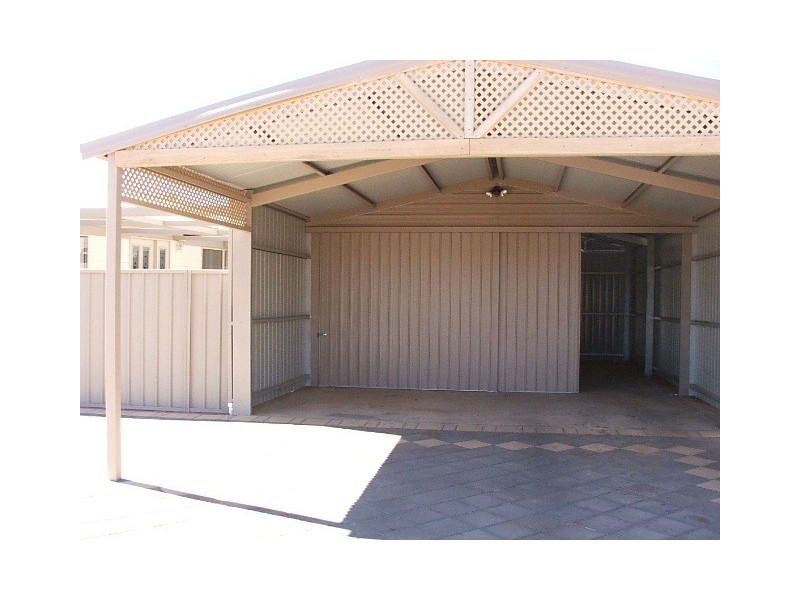 37 Tiliqua Crescent, Roxby Downs SA 5725