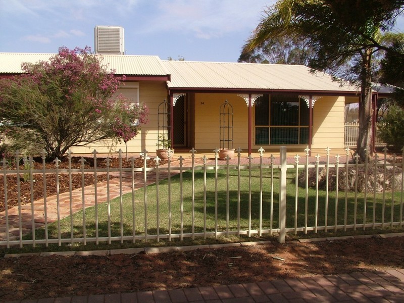 34 Pioneer Drive, Roxby Downs SA 5725