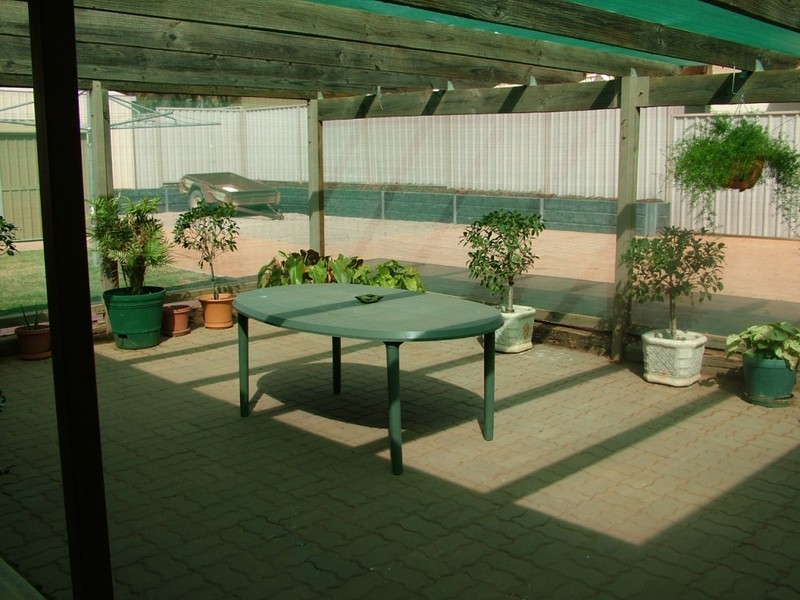 34 Pioneer Drive, Roxby Downs SA 5725