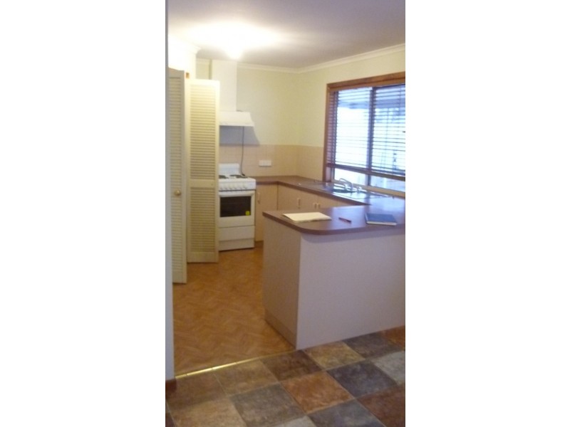 25 Finniss St, Roxby Downs SA 5725