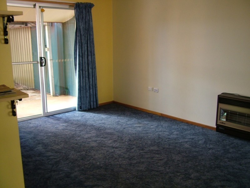 3  Bopeechee St, Roxby Downs SA 5725