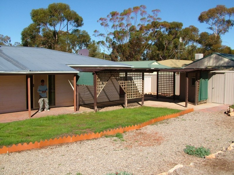 61 Pioneer Drive, Roxby Downs SA 5725