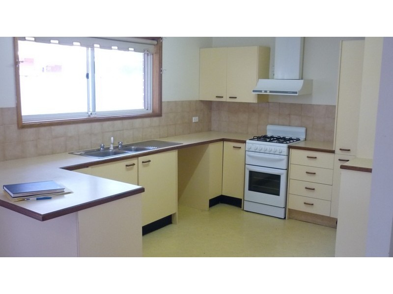 23B Hermit St, Roxby Downs SA 5725