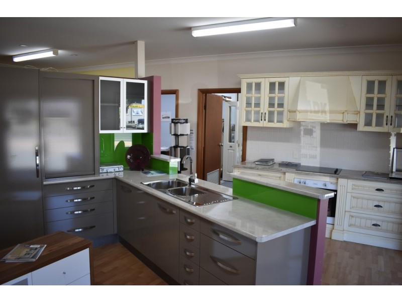 251 Renmark Avenue, Renmark SA 5341