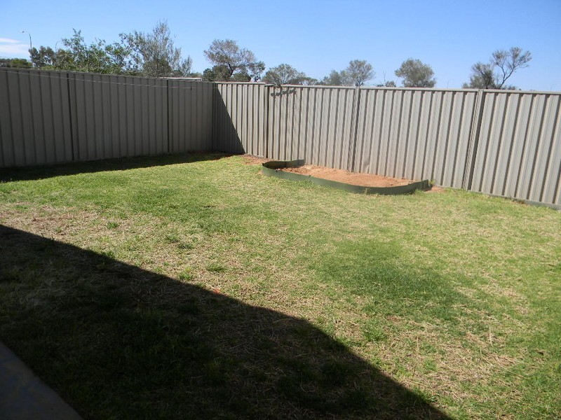 10/30 BURGOYNE STREET, Roxby Downs SA 5725