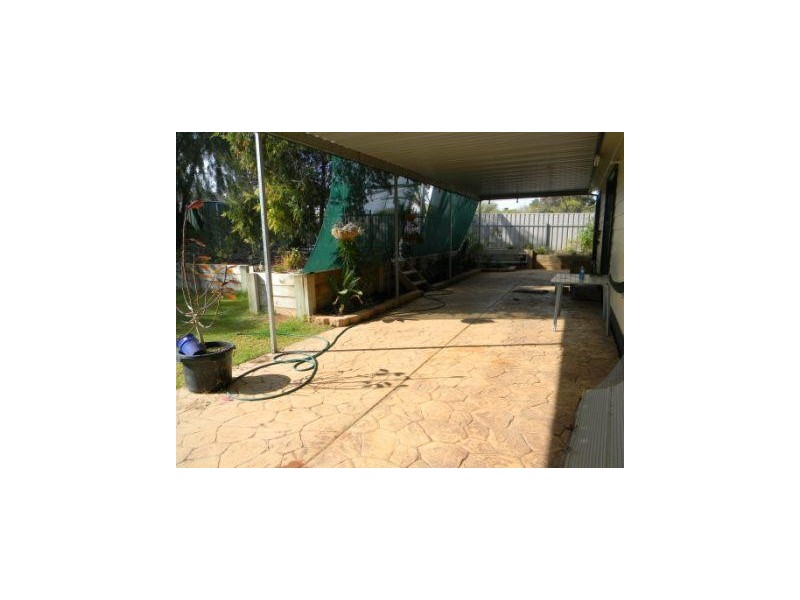 22 MYALL STREET, Roxby Downs SA 5725