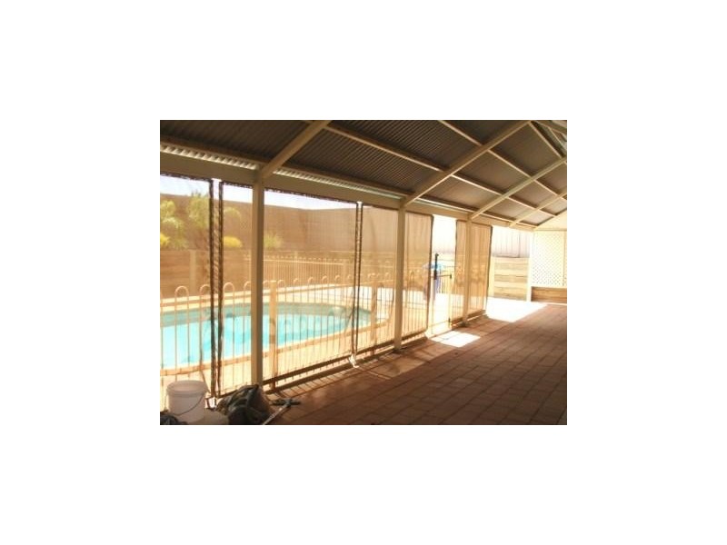 6  ATRIPLEX COURT, Roxby Downs SA 5725