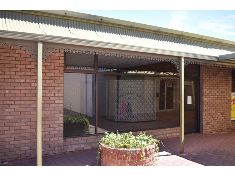 4 Chapman Mall, Renmark SA 5341