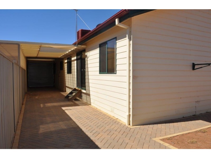 34A Tiliqua Crescent, Roxby Downs SA 5725