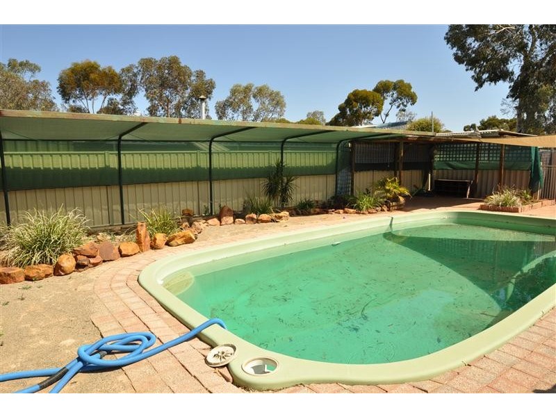 78 AXEHEAD ROAD, Roxby Downs SA 5725