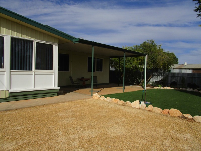 4 Betty Street, Loxton SA 5333