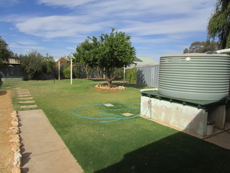 4 Betty Street, Loxton SA 5333