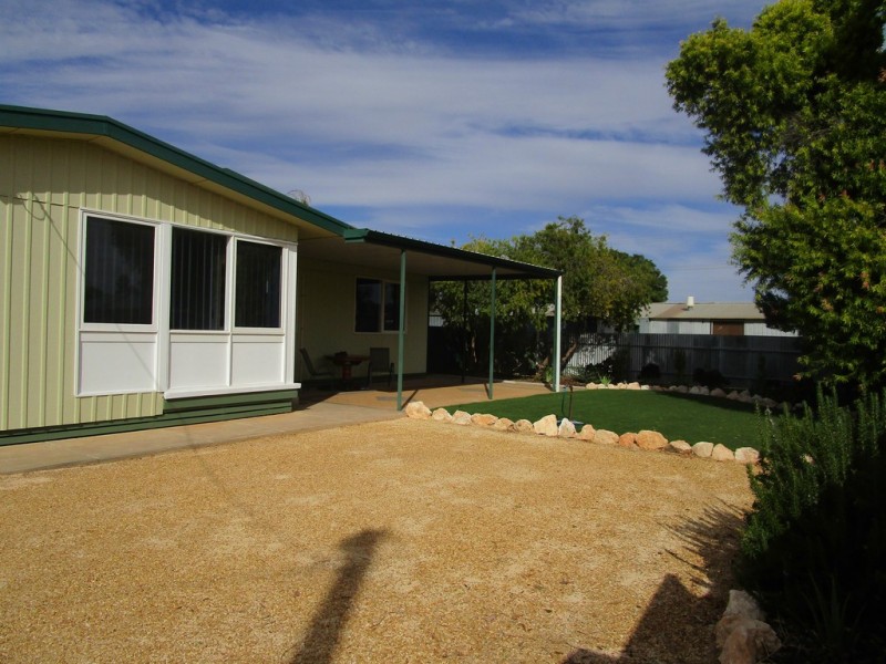 4 Betty Street, Loxton SA 5333