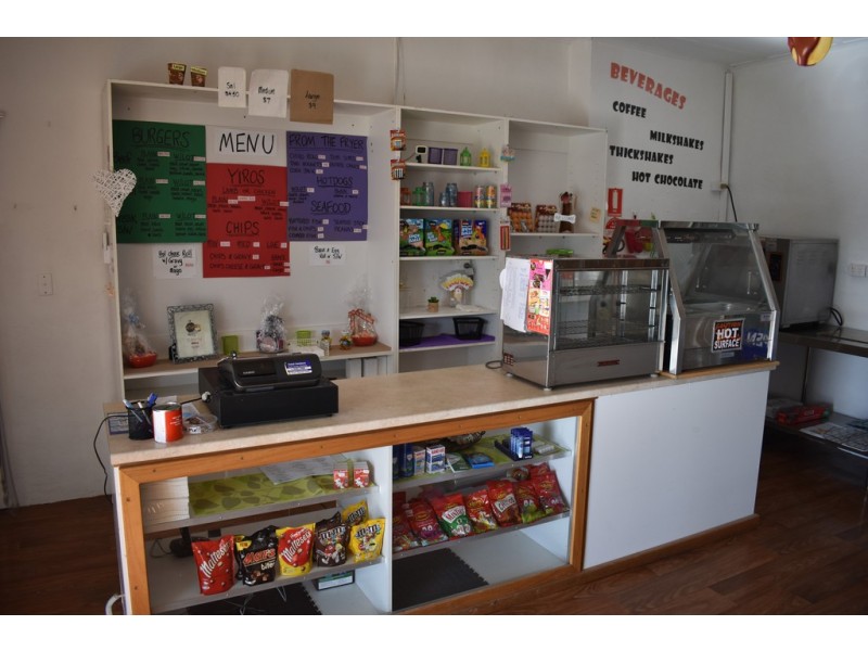 20 Fourth Street, Morgan SA 5320