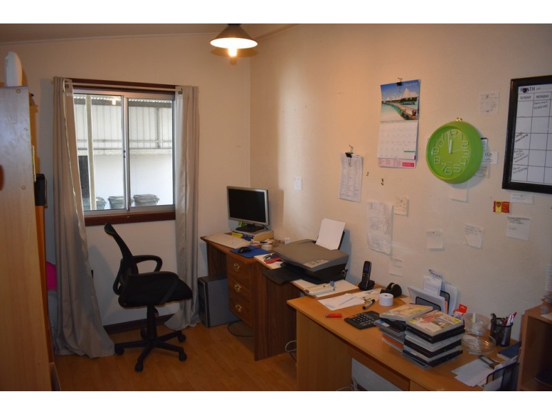 20 Fourth Street, Morgan SA 5320