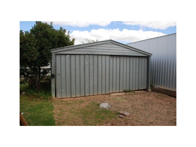 5 Alma Street, Renmark SA 5341