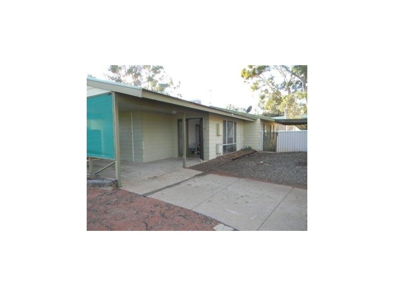 32 OLYMPIC WAY, Roxby Downs SA 5725
