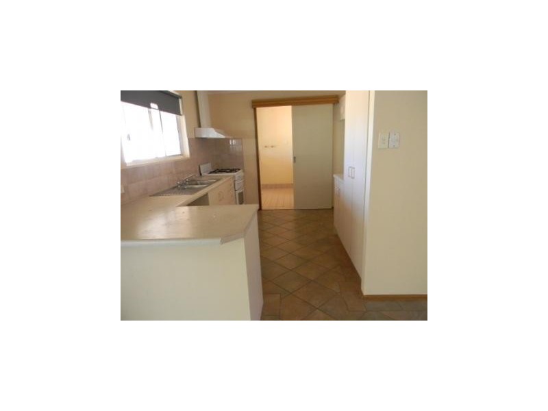 32 IRRAPATANA, Roxby Downs SA 5725