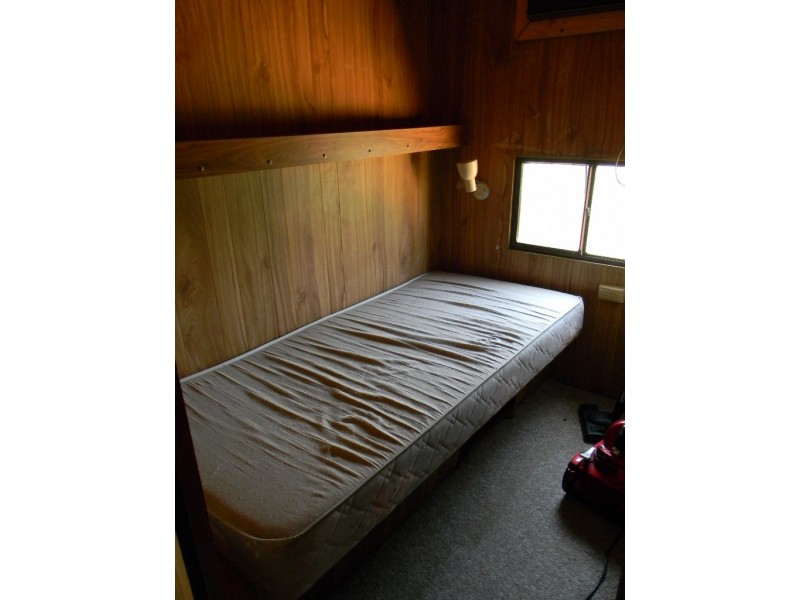 8  HOPBUSH, Roxby Downs SA 5725