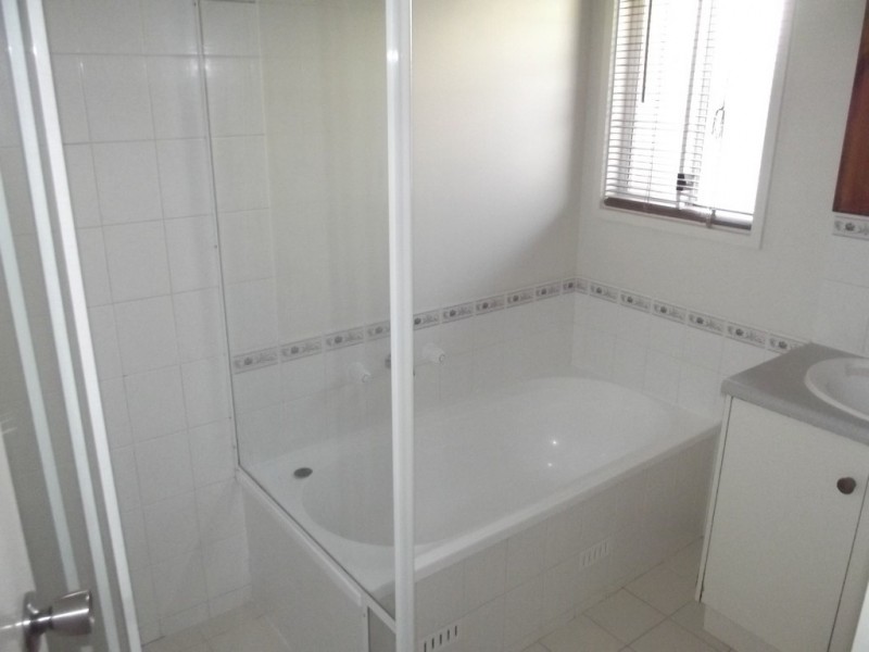 9 Santalum Way, Roxby Downs SA 5725