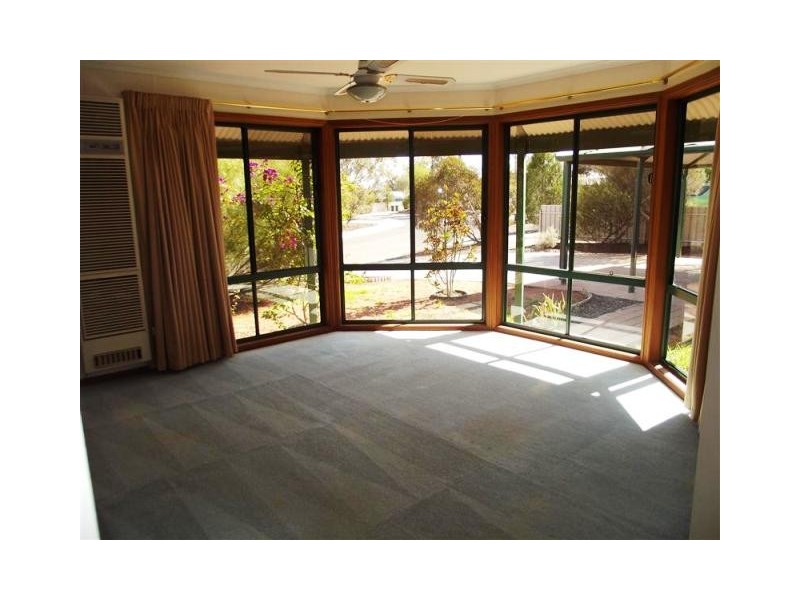 22 Myall Street, Roxby Downs SA 5725