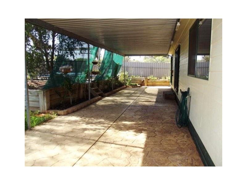 22 Myall Street, Roxby Downs SA 5725