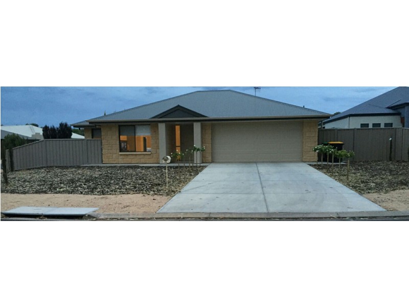 30 Ian Showell, Renmark SA 5341