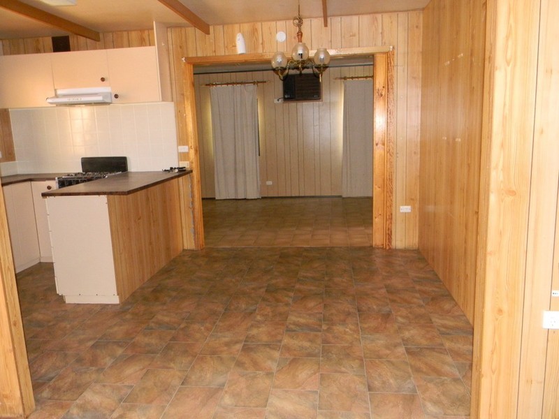 6 Acacia, Myall Grove Caravan Park, Roxby Downs SA 5725