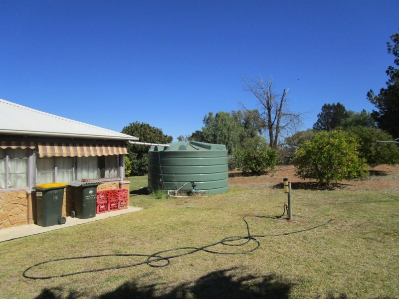 2-6 Horstmann Crescent, Swan Reach SA 5354