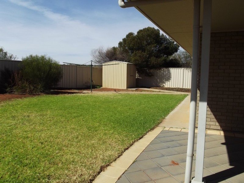 7 melia, Roxby Downs SA 5725