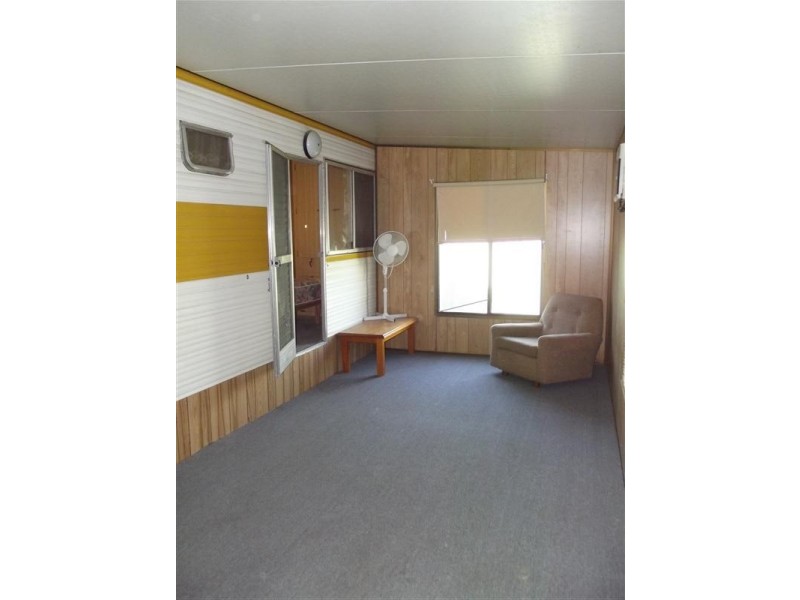 20 ACACIA CRESCENT, MYALL GROVE CARAVAN PARK, Roxby Downs SA 5725
