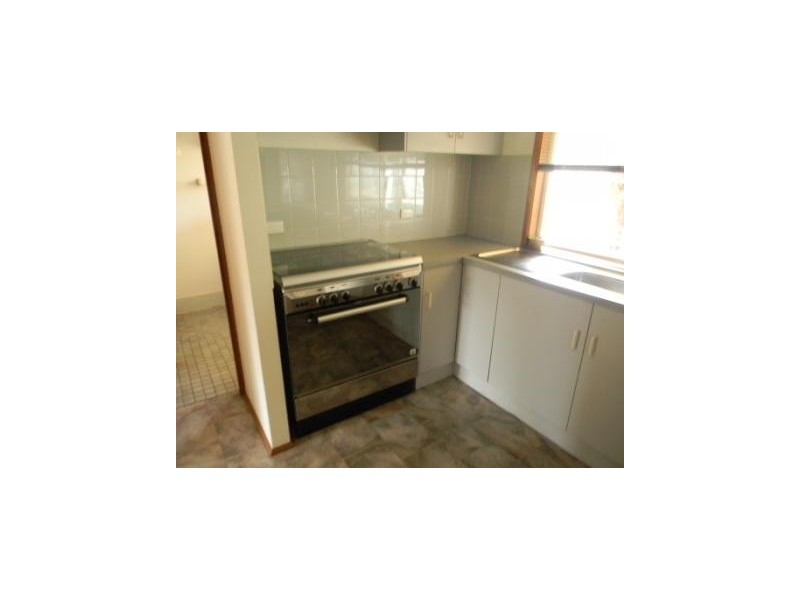 4 ROWE COURT, Roxby Downs SA 5725