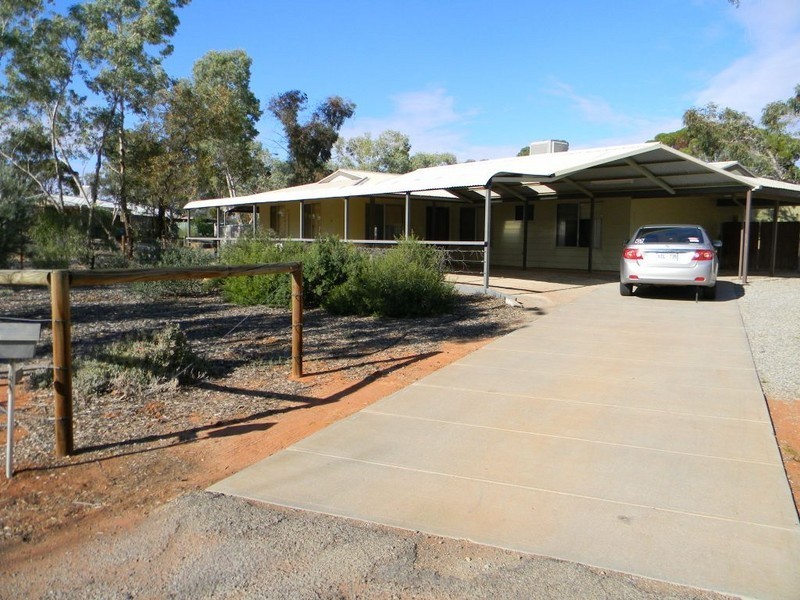 2 Wangianna Street, Roxby Downs SA 5725