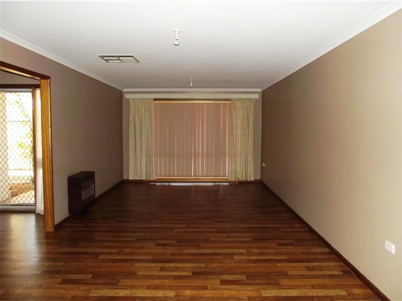 77 STUART ROAD, Roxby Downs SA 5725