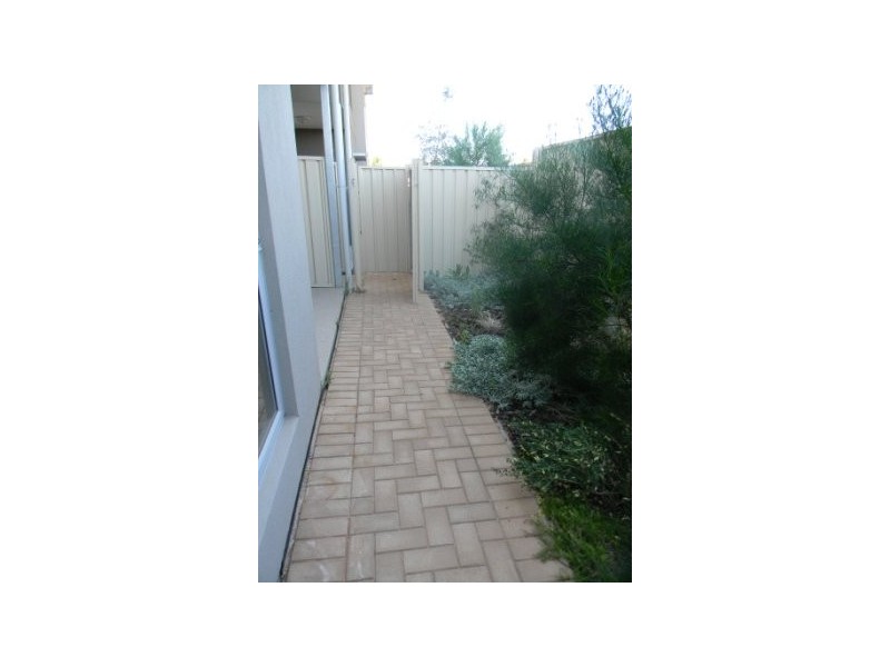 5/45-47  Stuart Road, Roxby Downs SA 5725