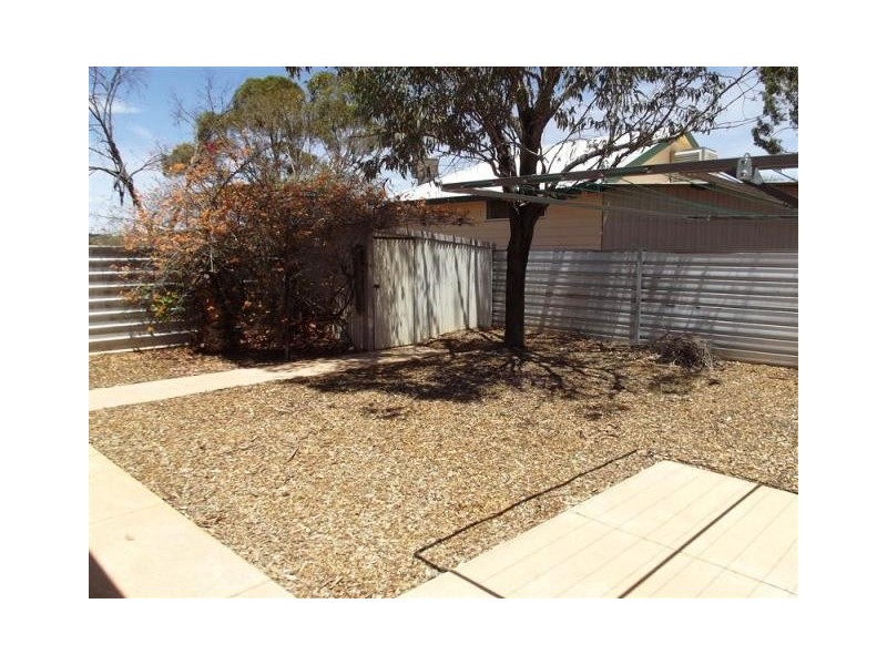 92 A  Axehead Road, Roxby Downs SA 5725