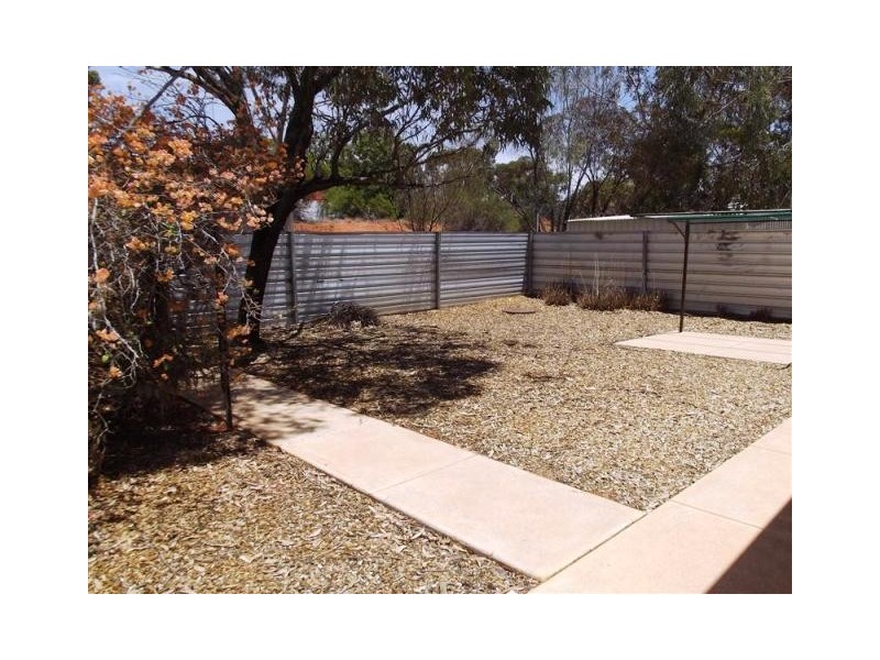 92 A  Axehead Road, Roxby Downs SA 5725