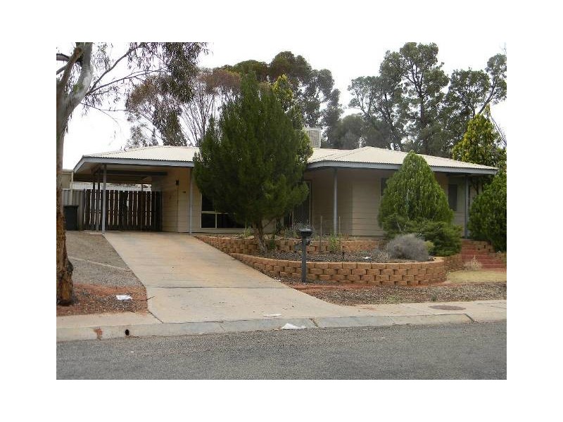 40 Hermit Street, Roxby Downs SA 5725